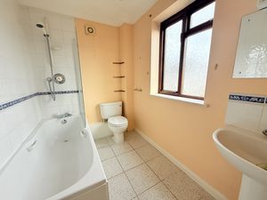 Photo 7- click for photo gallery